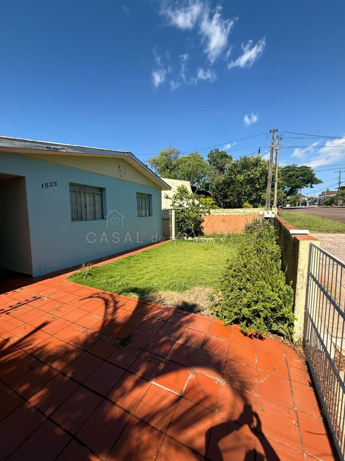 Terreno com duas casas no Neva